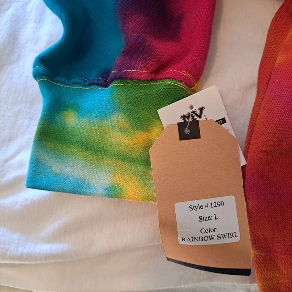 NWT Appalachian State University Tie Dye Sweatshirt. Unisex - Picture 5 of 9